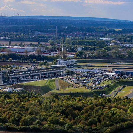 Hotel Motorsport Arena Oschersleben Kültér fotó