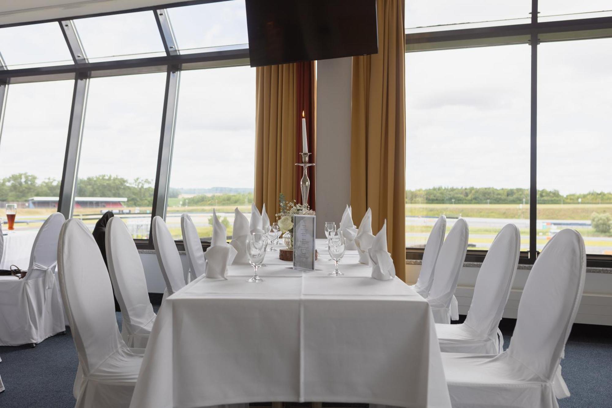 Hotel Motorsport Arena Oschersleben Kültér fotó